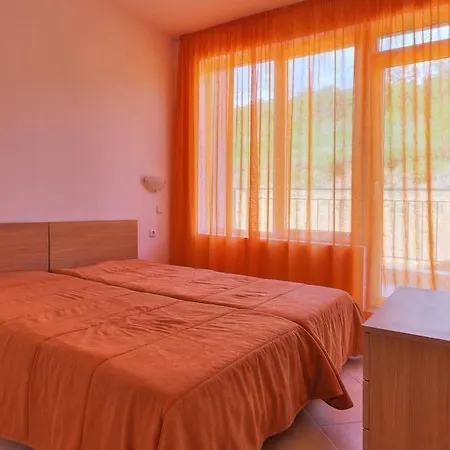 Sunset Hotel 3*