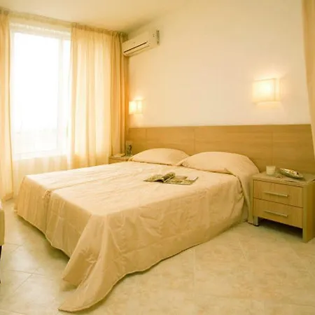 Sunset Hotel 3*